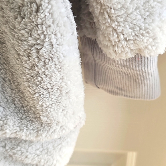 New Chicgal Fuzzy Hooded Open Front Sherpa Jacket Coat W Pockets 2XL Oatmeal - Picture 4 of 14